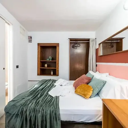 Apartment Wave House